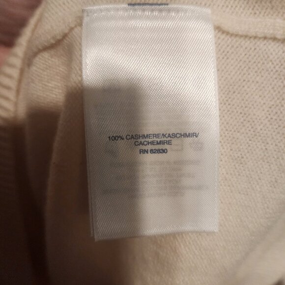 Lands' End Women’s Ivory 100% Cashmere V-Neck Sweater Plus Size 1X 16W-18W - Picture 6 of 7